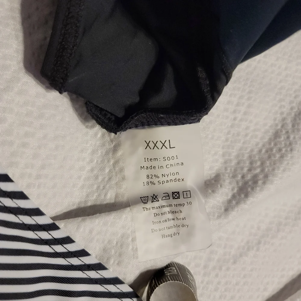 NWT PLUS SIZE FLOUNCE TOP SLIMMING RUCHED STRIPED SWIM SUIT BATHING 3X XXXL